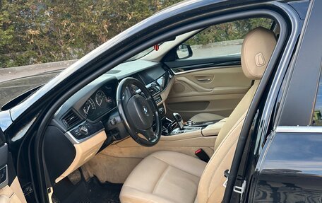 BMW 5 серия, 2014 год, 2 400 000 рублей, 3 фотография