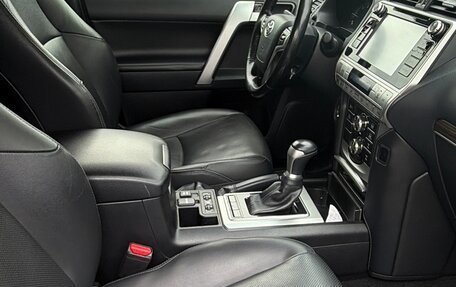 Toyota Land Cruiser Prado 150 рестайлинг 2, 2020 год, 5 850 000 рублей, 11 фотография