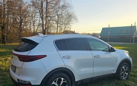 KIA Sportage IV рестайлинг, 2019 год, 2 350 000 рублей, 6 фотография