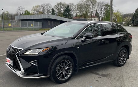 Lexus RX IV рестайлинг, 2019 год, 3 000 000 рублей, 3 фотография