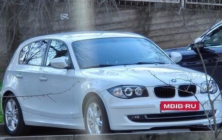 BMW 1 серия, 2010 год, 855 000 рублей, 4 фотография