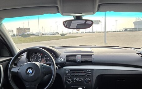 BMW 1 серия, 2010 год, 855 000 рублей, 12 фотография