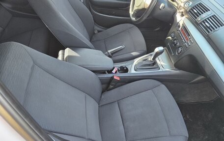 BMW 1 серия, 2010 год, 855 000 рублей, 20 фотография