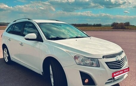 Chevrolet Cruze II, 2014 год, 899 000 рублей, 3 фотография