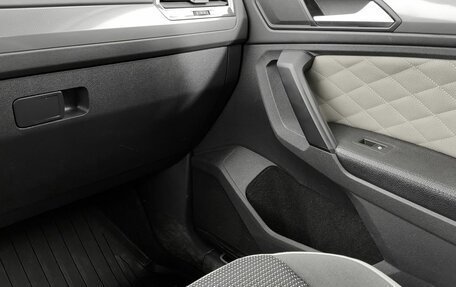 Volkswagen Tiguan II, 2019 год, 2 580 000 рублей, 12 фотография