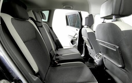 Volkswagen Tiguan II, 2019 год, 2 580 000 рублей, 14 фотография