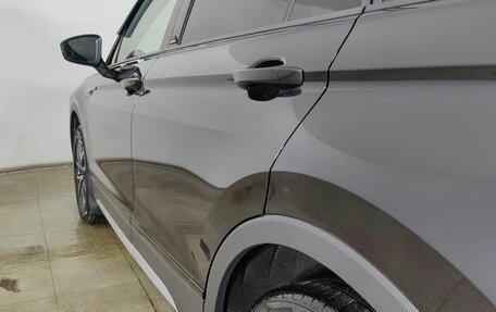 Volkswagen Tiguan II, 2019 год, 2 580 000 рублей, 19 фотография