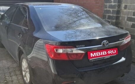 Toyota Camry, 2012 год, 800 000 рублей, 8 фотография