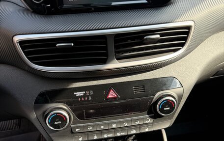 Hyundai Tucson III, 2018 год, 2 450 000 рублей, 4 фотография