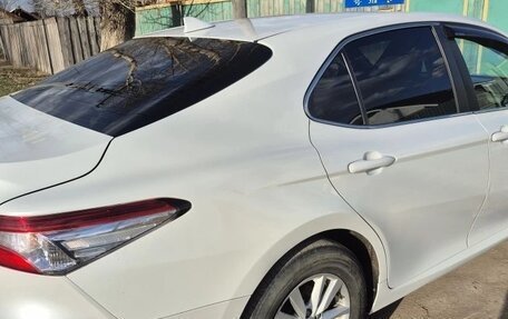Toyota Camry, 2018 год, 1 850 000 рублей, 5 фотография