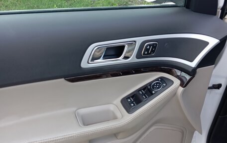 Ford Explorer VI, 2012 год, 1 700 000 рублей, 21 фотография