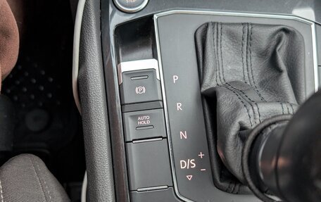 Volkswagen Tiguan II, 2019 год, 2 420 000 рублей, 14 фотография