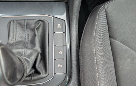 Volkswagen Tiguan II, 2019 год, 2 420 000 рублей, 12 фотография