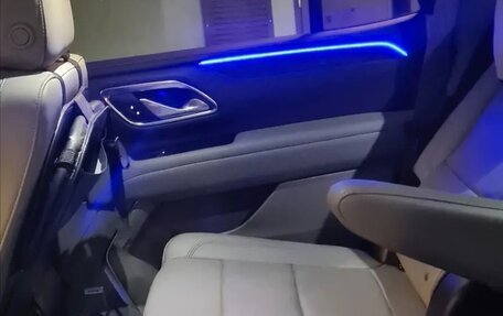 GMC Yukon IV, 2022 год, 10 000 000 рублей, 7 фотография