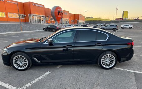 BMW 5 серия, 2021 год, 4 280 000 рублей, 2 фотография