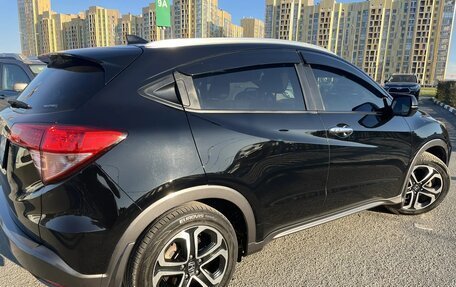 Honda Vezel, 2015 год, 1 760 000 рублей, 5 фотография