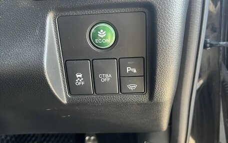 Honda Vezel, 2015 год, 1 760 000 рублей, 19 фотография