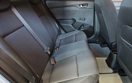 Hyundai Solaris II рестайлинг, 2017 год, 1 195 000 рублей, 13 фотография