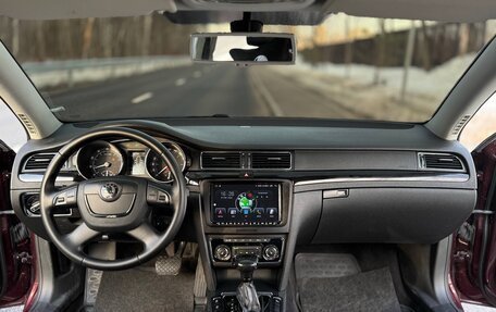 Skoda Superb III рестайлинг, 2010 год, 920 000 рублей, 10 фотография