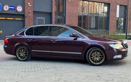 Skoda Superb III рестайлинг, 2010 год, 920 000 рублей, 4 фотография