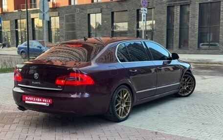 Skoda Superb III рестайлинг, 2010 год, 920 000 рублей, 7 фотография