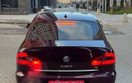 Skoda Superb III рестайлинг, 2010 год, 920 000 рублей, 8 фотография