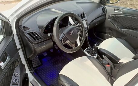 Hyundai Solaris II рестайлинг, 2014 год, 1 189 000 рублей, 9 фотография
