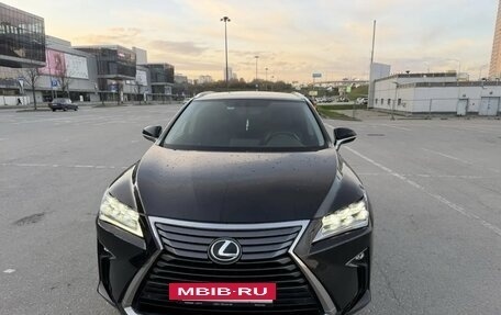 Lexus RX IV рестайлинг, 2018 год, 3 600 000 рублей, 6 фотография