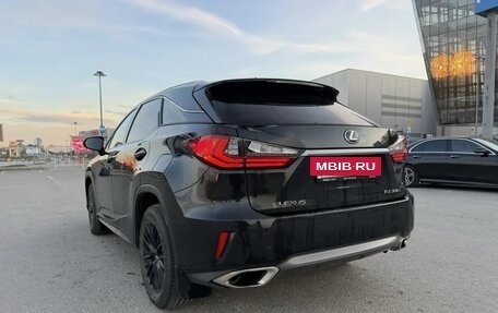 Lexus RX IV рестайлинг, 2018 год, 3 600 000 рублей, 5 фотография
