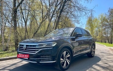 Volkswagen Touareg III, 2020 год, 5 800 000 рублей, 10 фотография
