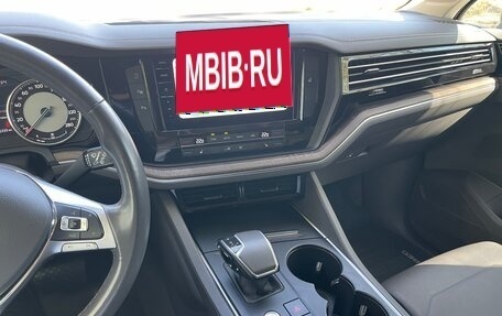 Volkswagen Touareg III, 2020 год, 5 800 000 рублей, 16 фотография