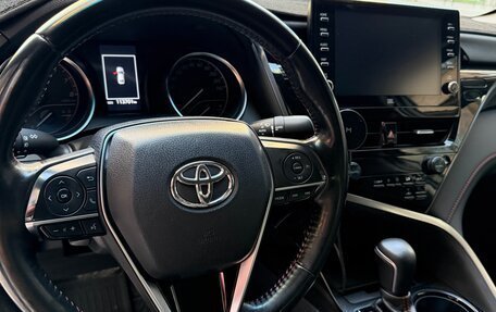 Toyota Camry, 2021 год, 2 500 000 рублей, 9 фотография