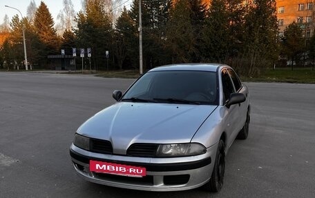 Mitsubishi Carisma I, 2003 год, 270 000 рублей, 2 фотография