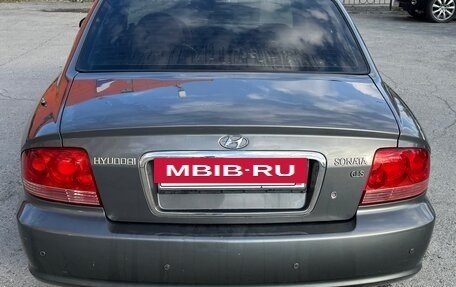 Hyundai Sonata IV рестайлинг, 2005 год, 420 000 рублей, 5 фотография