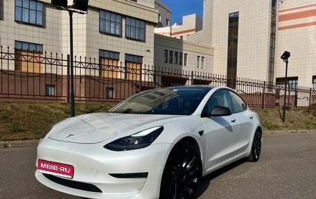Tesla Model 3 I, 2021 год, 3 750 000 рублей, 1 фотография