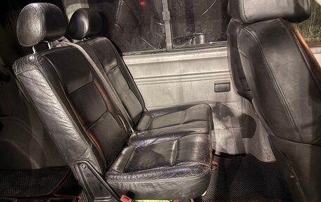 Volkswagen Transporter T5 рестайлинг, 2004 год, 1 530 000 рублей, 6 фотография