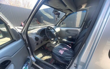 Renault Kangoo II рестайлинг, 2002 год, 270 000 рублей, 11 фотография