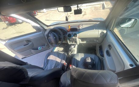 Renault Kangoo II рестайлинг, 2002 год, 270 000 рублей, 13 фотография