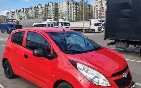 Chevrolet Spark III, 2011 год, 420 000 рублей, 2 фотография
