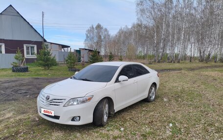 Toyota Camry, 2011 год, 1 200 000 рублей, 2 фотография