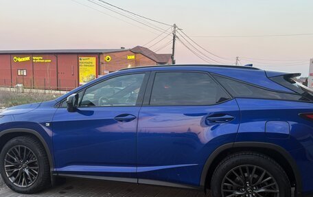 Lexus RX IV рестайлинг, 2018 год, 4 200 000 рублей, 9 фотография