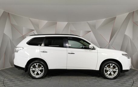 Mitsubishi Outlander III рестайлинг 3, 2013 год, 1 125 000 рублей, 6 фотография