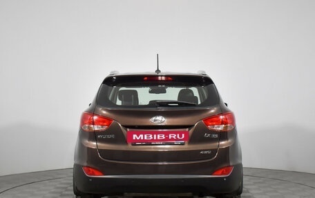 Hyundai ix35 I рестайлинг, 2010 год, 999 000 рублей, 6 фотография