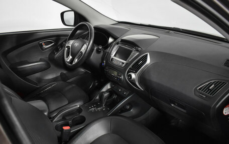 Hyundai ix35 I рестайлинг, 2010 год, 999 000 рублей, 13 фотография