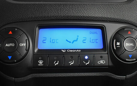 Hyundai ix35 I рестайлинг, 2010 год, 999 000 рублей, 18 фотография