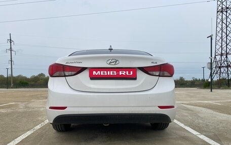 Hyundai Elantra V, 2014 год, 1 000 000 рублей, 5 фотография