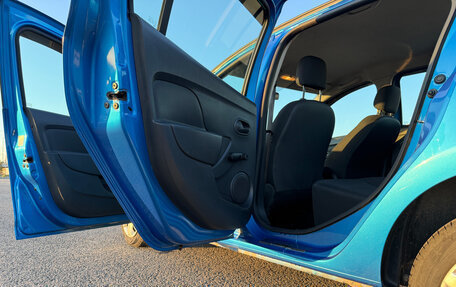 Renault Logan II, 2014 год, 700 000 рублей, 7 фотография