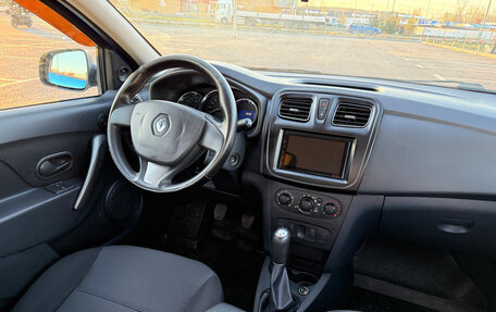Renault Logan II, 2014 год, 700 000 рублей, 10 фотография