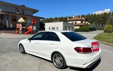 Mercedes-Benz E-Класс, 2015 год, 2 400 000 рублей, 3 фотография