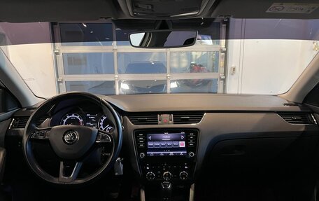 Skoda Octavia, 2018 год, 1 690 000 рублей, 9 фотография